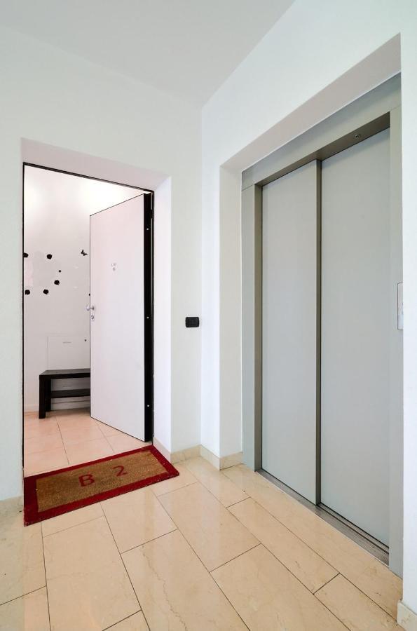 Apartment B2-hosted By Sweetstay Milan